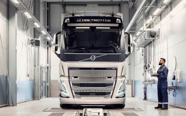 How Truck Maintenance & Repair Can Extend the Life of Your Diesel Engine